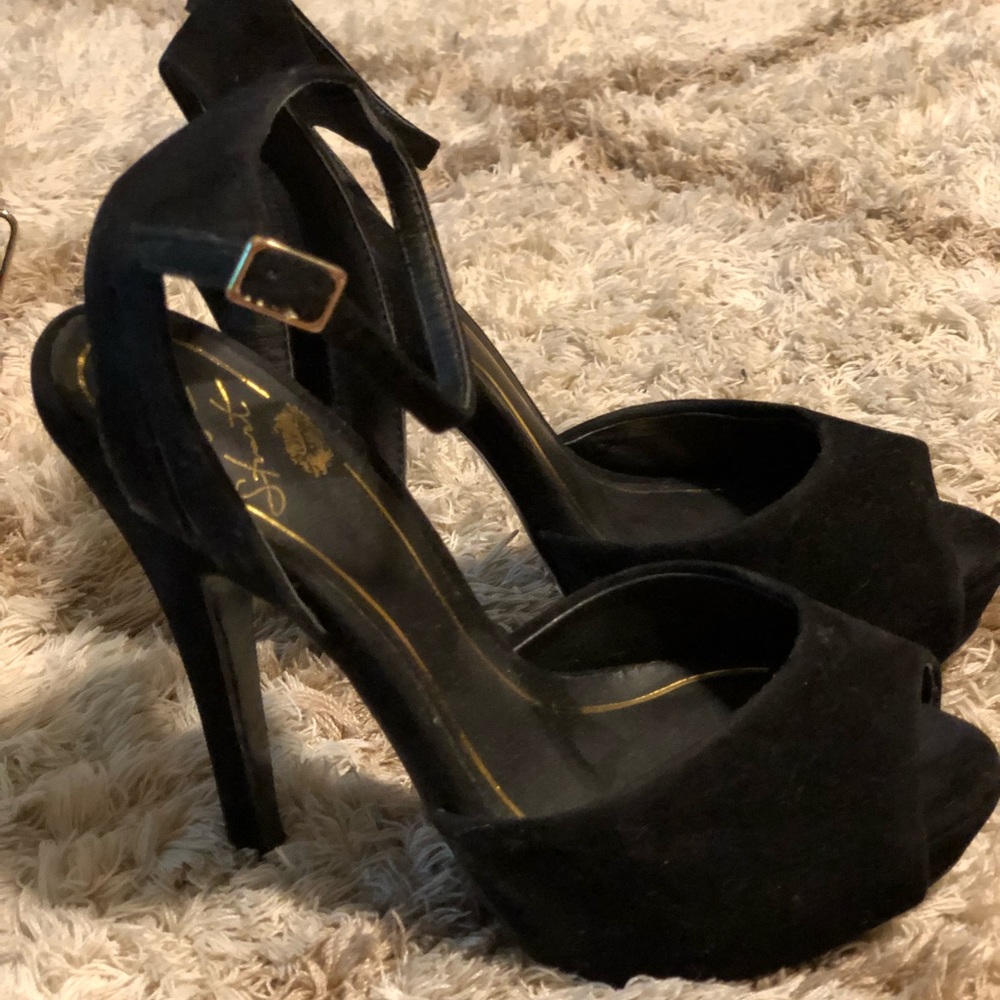 Black suede heels